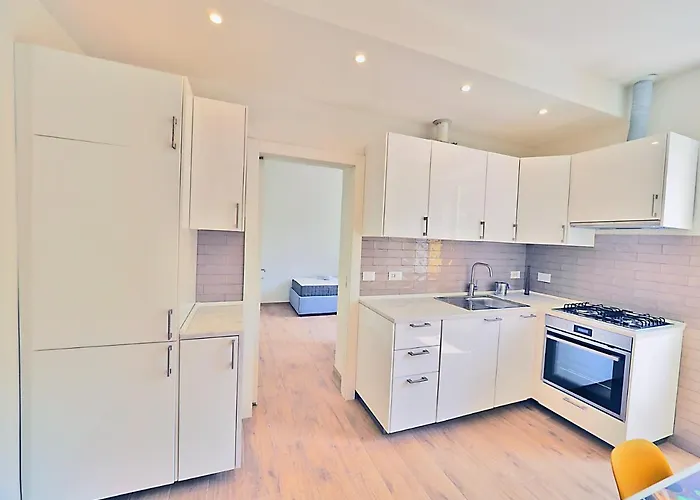 La Casa Di Lucia * Lerici