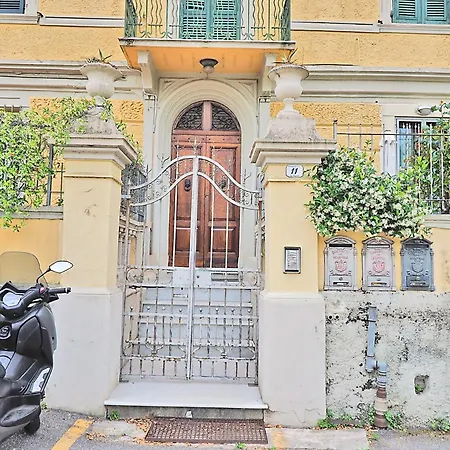 La Casa Di Lucia Apartment *